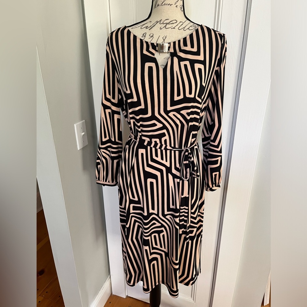 Joseph Ribkoff Black/Multi Abstract Print Belted Dress. Size 12.